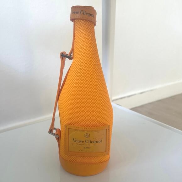 NWOT Veuve Clicquot Champagne Bottle Cooler Sleeve Iconic Orange New Christmas - Picture 2 of 5
